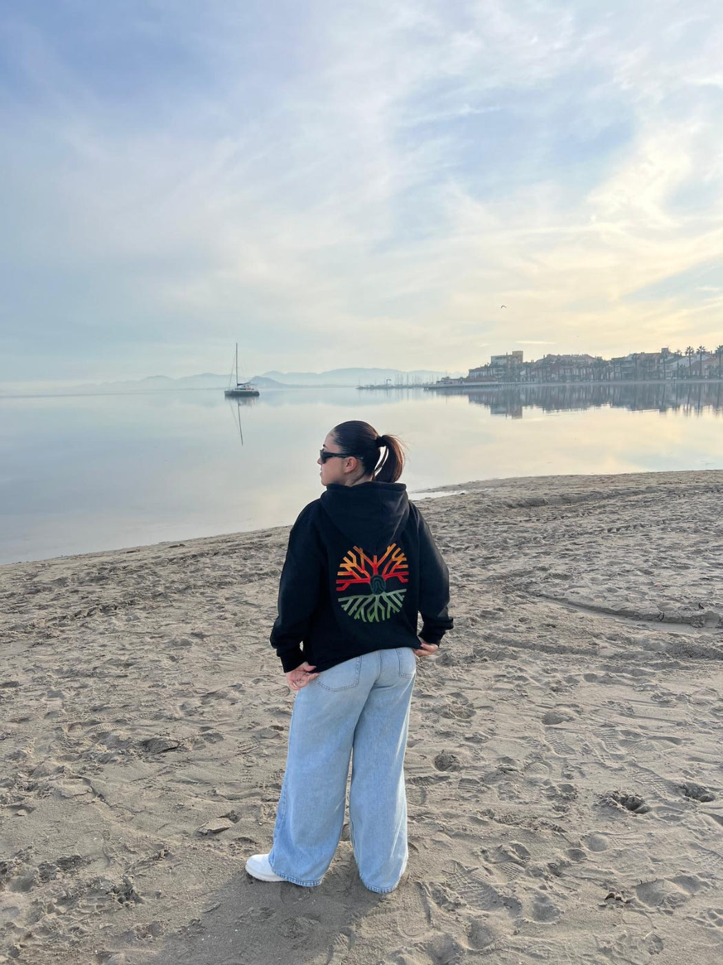 MODELO SUDADERA
